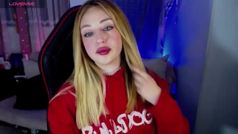  Sara  online show from 22, 12, 2025