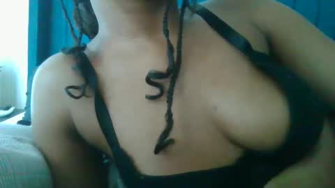 Snapshot of kinkykyrra chatting on 15, 1, 2025 kinkykyrra online show from 15, 1, 2025