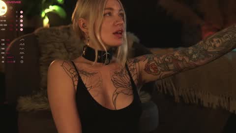 kinkylina_ online show from 14, 12, 2024