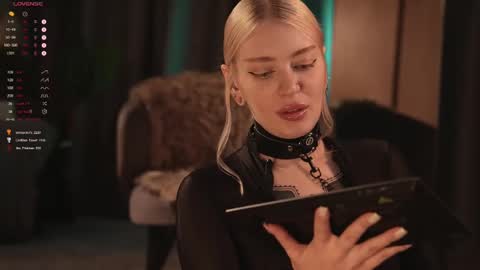 kinkylina_ online show from 22, 2, 2025