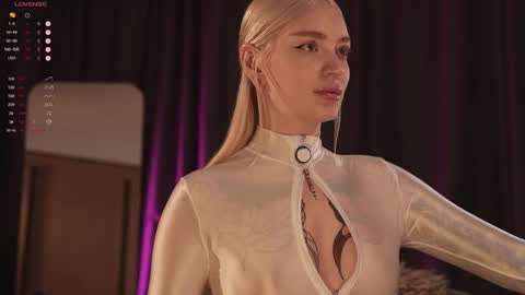 kinkylina_ online show from 25, 2, 2025