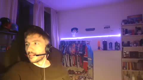 cachonlolo31 online show from 19, 4, 2026