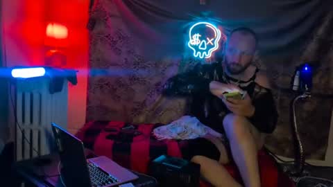 kinkysexpervert online show from 24, 7, 2026