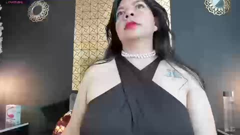 Snapshot of kinkyy_mom chatting on 9, 9, 2025 kinkyy_mom online show from 9, 9, 2025