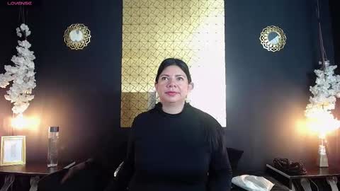 Snapshot of kinkyy_mom chatting on 29, 9, 2025 kinkyy_mom online show from 29, 9, 2025