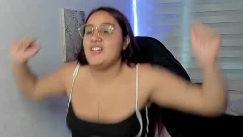 Snapshot of kir_ely chatting on 24, 6, 2026 kir_ely online show from 24, 6, 2026