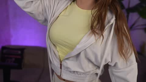 Sweet girls online show from 14, 3, 2026