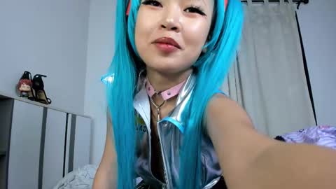 Kira online show from 15, 2, 2025