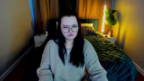 Snapshot of kira_g0ld chatting on 4, 3, 2026 kira online show from 4, 3, 2026