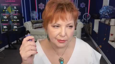 Kira Kennet online show from 5, 11, 2025