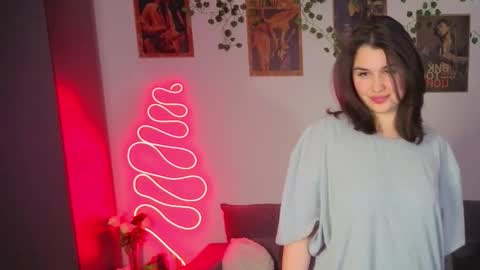 Kira VanKick online show from 31, 10, 2025