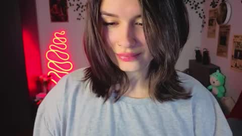 Kira VanKick online show from 5, 11, 2025