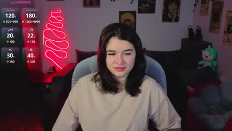 Kira VanKick online show from 15, 11, 2025