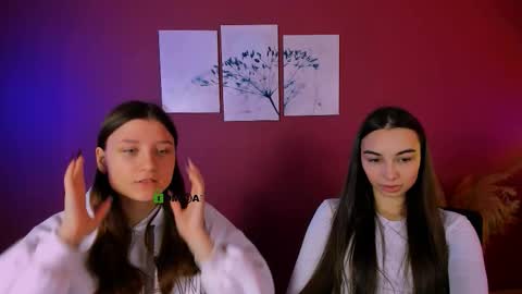 Snapshot of kira_light__ chatting on 27, 10, 2025 kira_light__ online show from 27, 10, 2025