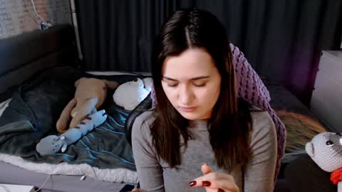 Kira  follow me  online show from 21, 1, 2025