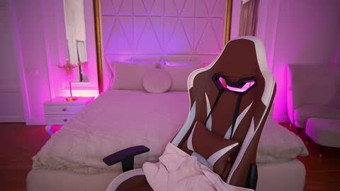 Kira online show from 8, 2, 2026