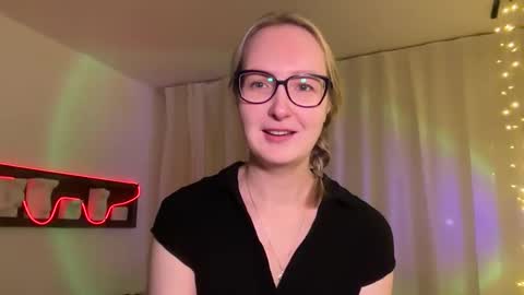 KiraFatex online show from 12, 9, 2025