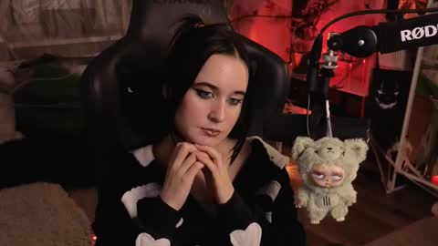 Kira    online show from 2, 11, 2025