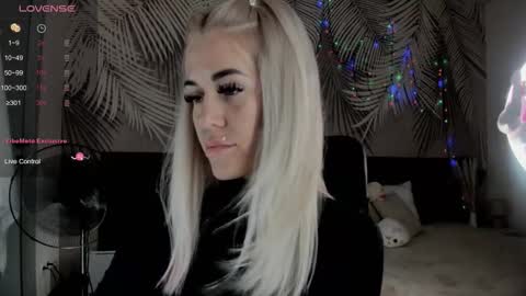 Kira online show from 11, 3, 2026