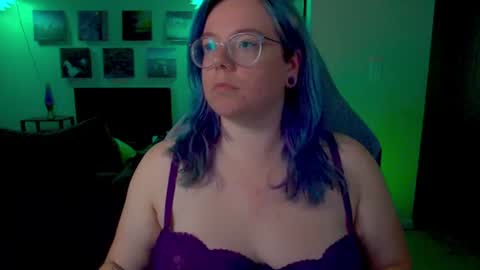 KiraSpitQueen online show from 1, 7, 2026