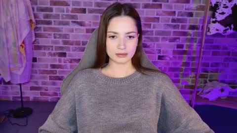 kiravair online show from 5, 12, 2025