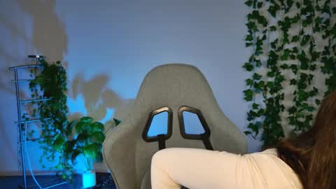 kiravair online show from 1, 4, 2026