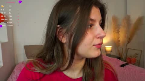 Snapshot of kirazephyr chatting on 9, 11, 2025 Kira online show from 9, 11, 2025