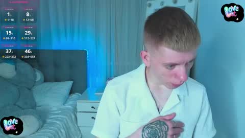 Snapshot of kireev_ chatting on 22, 4, 2026 online show from 22, 4, 2026