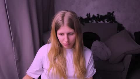 Snapshot of kirraa_ chatting on 12, 1, 2025 Kira online show from 12, 1, 2025