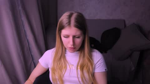 Snapshot of kirraa_ chatting on 21, 1, 2025 Kira online show from 21, 1, 2025