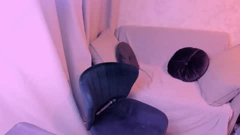 Snapshot of kirraa_ chatting on 1, 2, 2025 Kira online show from 1, 2, 2025