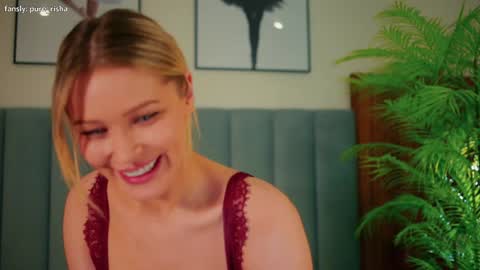 Snapshot of kirsten_xxx chatting on 11, 12, 2024 Risha online show from 11, 12, 2024