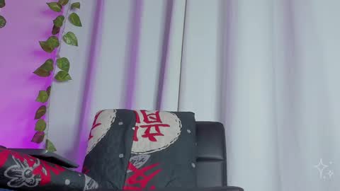   online show from 22, 2, 2025