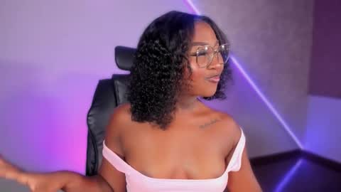 kishalove_ online show from 3, 11, 2025
