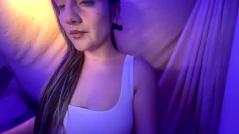 Snapshot of kissahsins chatting on 10, 3, 2025 Kissah Kreampuff online show from 10, 3, 2025