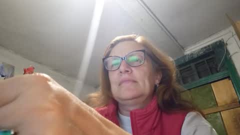 Snapshot of kissandvibe chatting on 12, 9, 2025 kissandvibe online show from 12, 9, 2025