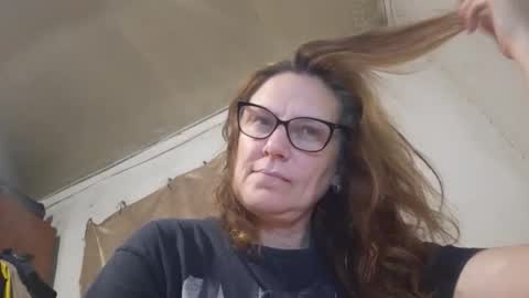 Snapshot of kissandvibe chatting on 12, 10, 2025 kissandvibe online show from 12, 10, 2025