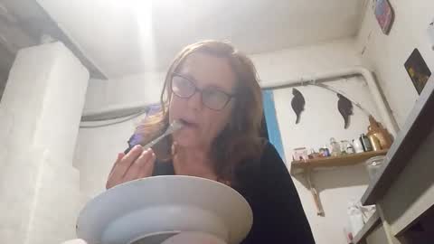 Snapshot of kissandvibe chatting on 31, 10, 2025 kissandvibe online show from 31, 10, 2025