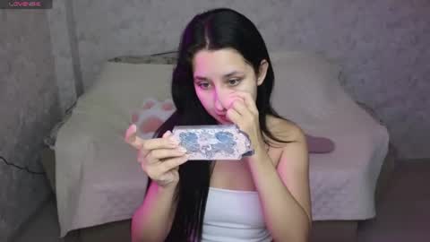 Snapshot of kisses_eva chatting on 18, 6, 2026 Hot Eva online show from 18, 6, 2026
