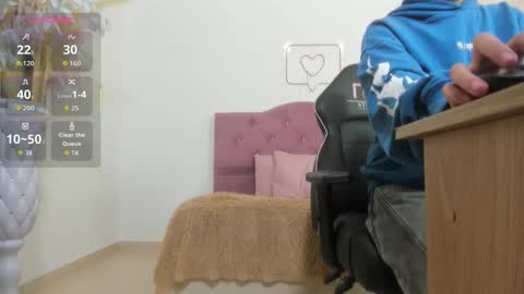 Snapshot of kissi_tay1 chatting on 10, 10, 2025 KISSI online show from 10, 10, 2025