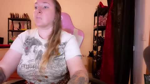 Snapshot of kissica chatting on 29, 10, 2025 kissica online show from 29, 10, 2025