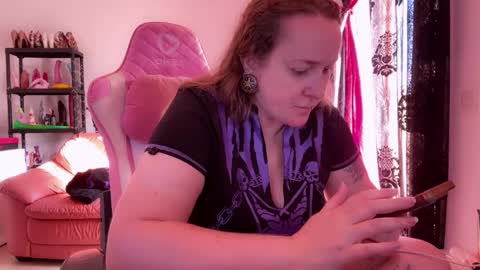 Snapshot of kissica chatting on 11, 11, 2025 kissica online show from 11, 11, 2025