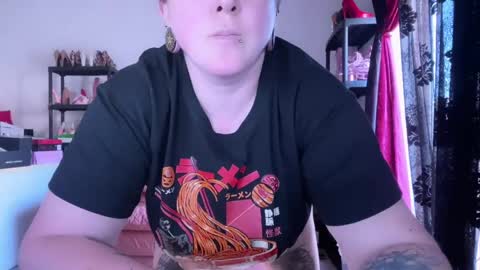 Snapshot of kissica chatting on 25, 5, 2026 kissica online show from 25, 5, 2026