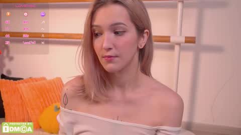 Snapshot of kisskiss_muah chatting on 31, 10, 2025 Kate online show from 31, 10, 2025