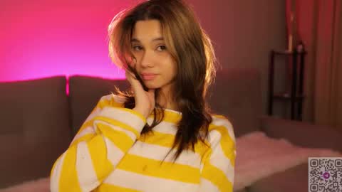 Snapshot of kissmesloww chatting on 18, 11, 2025 Snezhana online show from 18, 11, 2025