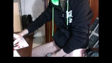 kissofbanned1983 online show from 27, 11, 2025