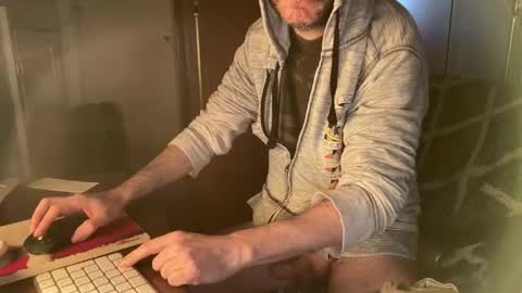 kissofbanned1983 online show from 17, 3, 2026