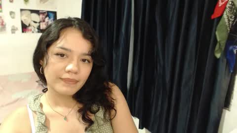Snapshot of kitcatdreams chatting on 11, 5, 2026 kitcatdreams online show from 11, 5, 2026