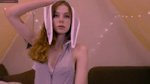 Snapshot of kitkatsweetspot chatting on 30, 4, 2026 kitkatsweetspot online show from 30, 4, 2026
