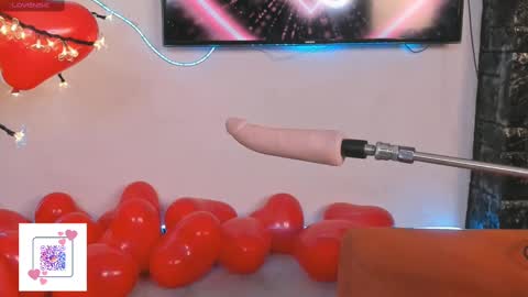 Snapshot of kitness_sky chatting on 18, 2, 2025 Kitness online show from 18, 2, 2025